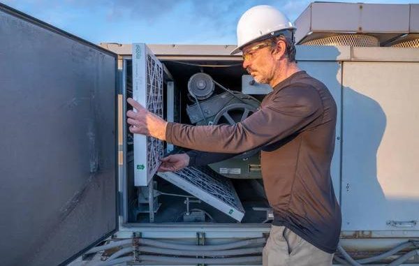 Choosing an HVAC Contractor in Houston for Energy-Efficient Solutions